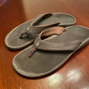 OluKai O’hana sandals